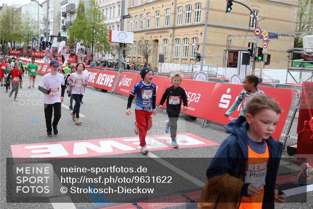 25.04.2026 - Das Zehntel Strokosch-Dieckow http://msf.ph/oto/9631622 25.04.2026 11:03:38 Ziel 5011, 5042, 5134, 5136, 5330, 5351, 5582, 5772, 5940, 6267, 6269, 6278, 7024, 7038, 7442, 7445, 7453, 7475, 7561, 7667, 8075 meine-sportfotos.de