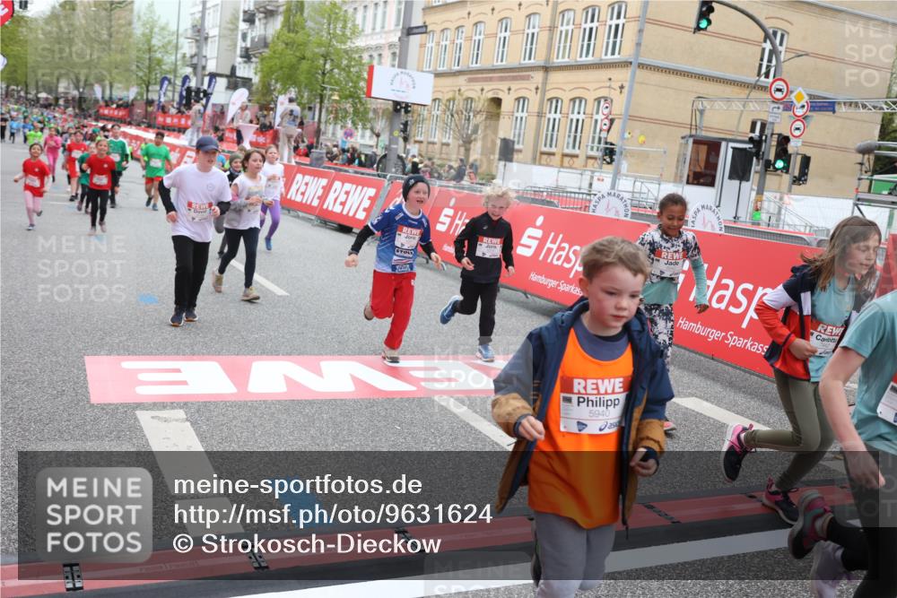 25.04.2026 - Das Zehntel Strokosch-Dieckow http://msf.ph/oto/9631624 25.04.2026 11:03:38 Ziel 5011, 5042, 5134, 5136, 5330, 5351, 5582, 5772, 5940, 6267, 6269, 6278, 7024, 7038, 7442, 7445, 7453, 7475, 7561, 7667, 8075 meine-sportfotos.de