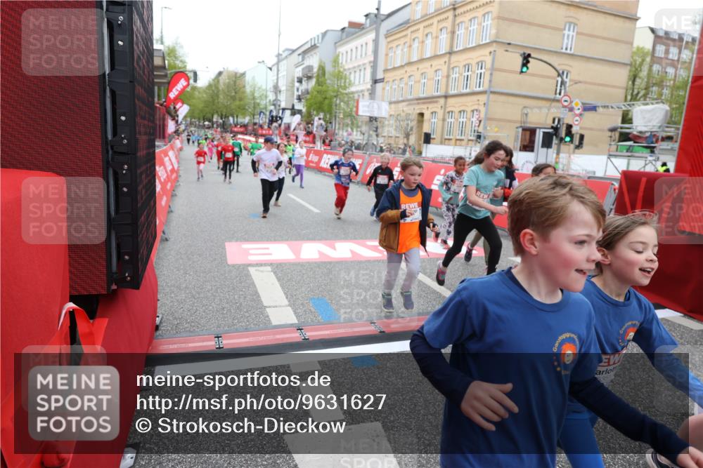25.04.2026 - Das Zehntel Strokosch-Dieckow http://msf.ph/oto/9631627 25.04.2026 11:03:37 Ziel 5042, 5136, 5330, 5351, 5582, 5772, 5940, 6267, 6278, 7024, 7038, 7282, 7292, 7442, 7445, 7453, 7475, 7561, 7667, 8075 meine-sportfotos.de