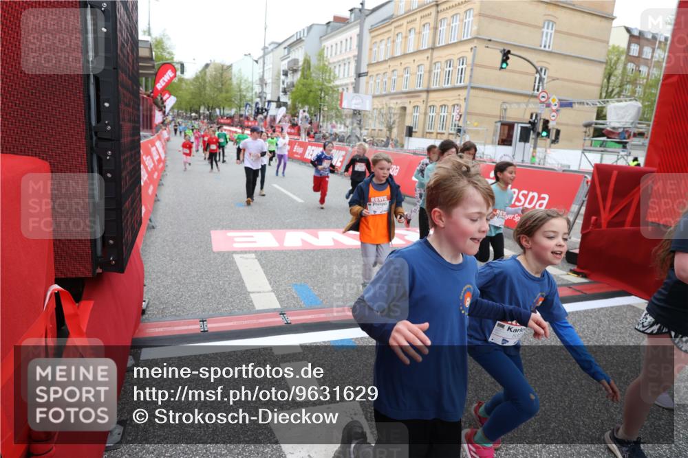 25.04.2026 - Das Zehntel Strokosch-Dieckow http://msf.ph/oto/9631629 25.04.2026 11:03:37 Ziel 5042, 5136, 5330, 5351, 5582, 5772, 5940, 6267, 6278, 7024, 7038, 7282, 7292, 7442, 7445, 7453, 7475, 7561, 7667, 8075 meine-sportfotos.de