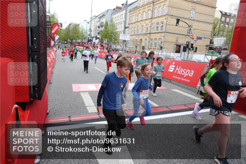 25.04.2026 - Das Zehntel Strokosch-Dieckow http://msf.ph/oto/9631631 25.04.2026 11:03:37 Ziel 5042, 5136, 5330, 5351, 5582, 5772, 5940, 6267, 6278, 7024, 7038, 7282, 7292, 7442, 7445, 7453, 7475, 7561, 7667, 8075 meine-sportfotos.de