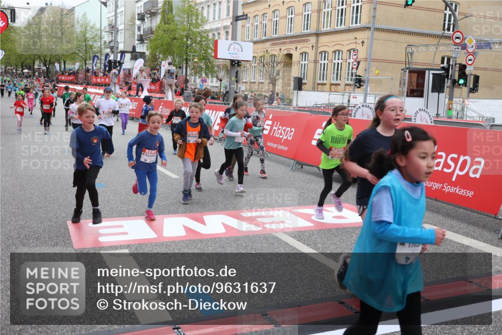 25.04.2026 - Das Zehntel Strokosch-Dieckow http://msf.ph/oto/9631637 25.04.2026 11:03:36 Ziel 5042, 5136, 5330, 5351, 5582, 5772, 5940, 6267, 7024, 7038, 7282, 7292, 7442, 7445, 7453, 7475, 7561, 7667, 7824, 7872, 8075 meine-sportfotos.de