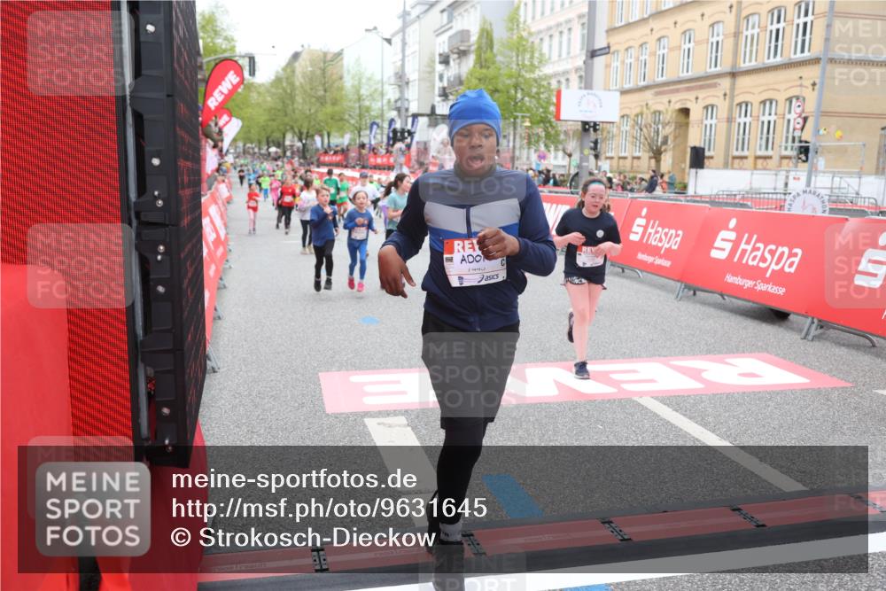 25.04.2026 - Das Zehntel Strokosch-Dieckow http://msf.ph/oto/9631645 25.04.2026 11:03:35 Ziel 5136, 5330, 5351, 5582, 5772, 5891, 5940, 7024, 7038, 7282, 7292, 7360, 7442, 7445, 7453, 7475, 7561, 7667, 7824, 7858, 7872, 7996, 8075 meine-sportfotos.de