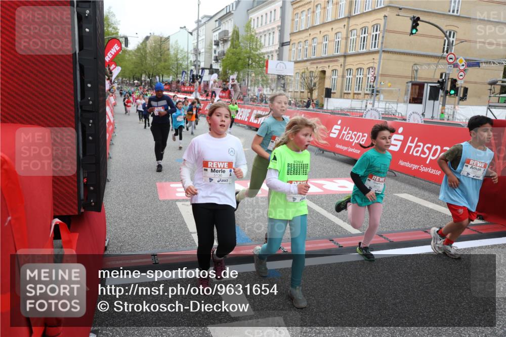 25.04.2026 - Das Zehntel Strokosch-Dieckow http://msf.ph/oto/9631654 25.04.2026 11:03:33 Ziel 5136, 5582, 5772, 5891, 7024, 7265, 7282, 7292, 7359, 7360, 7445, 7561, 7667, 7824, 7855, 7858, 7862, 7872, 7996, 8075 meine-sportfotos.de