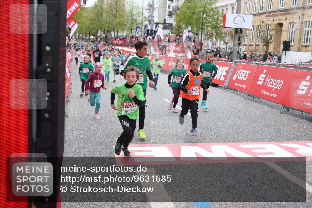 25.04.2026 - Das Zehntel Strokosch-Dieckow http://msf.ph/oto/9631685 25.04.2026 11:03:28 Ziel 5107, 5114, 5530, 5891, 5934, 5937, 6866, 7265, 7359, 7360, 7824, 7855, 7858, 7862, 7872, 7996 meine-sportfotos.de