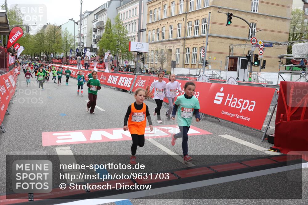 25.04.2026 - Das Zehntel Strokosch-Dieckow http://msf.ph/oto/9631703 25.04.2026 11:03:24 Ziel 5107, 5114, 5157, 5228, 5282, 5466, 5467, 5530, 5934, 5937, 6866, 7787, 7795 meine-sportfotos.de