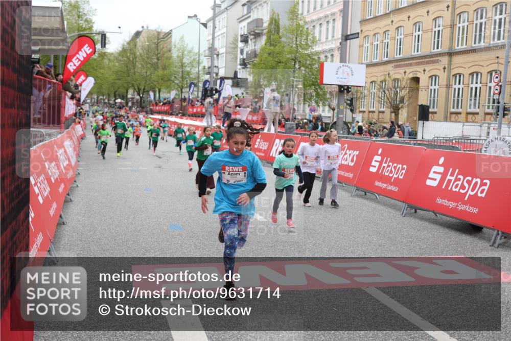 25.04.2026 - Das Zehntel Strokosch-Dieckow http://msf.ph/oto/9631714 25.04.2026 11:03:22 Ziel 5157, 5228, 5282, 5466, 5467, 5892, 5934, 5937, 5958, 6449, 6452, 6865, 6866, 7769, 7787, 7795 meine-sportfotos.de