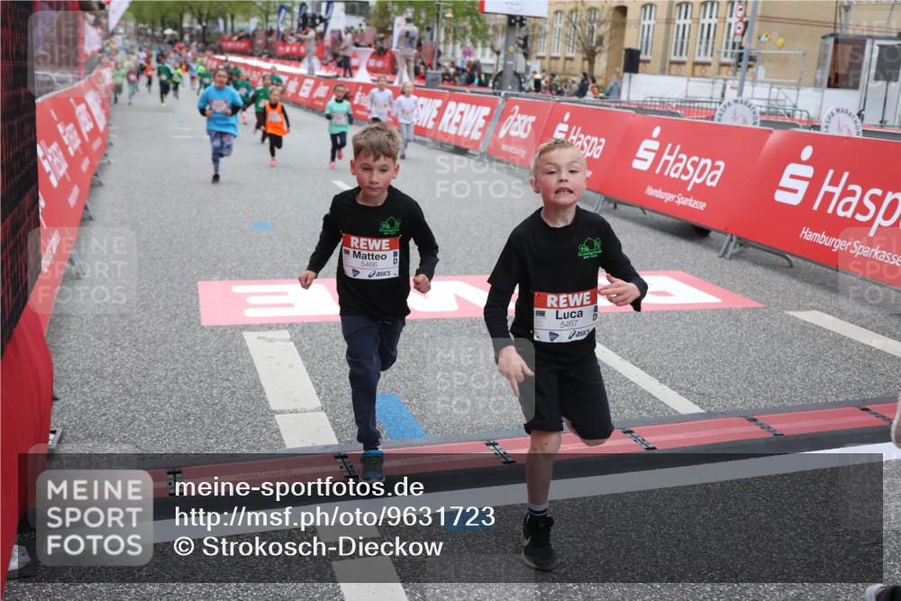 25.04.2026 - Das Zehntel Strokosch-Dieckow http://msf.ph/oto/9631723 25.04.2026 11:03:20 Ziel 5157, 5228, 5282, 5466, 5467, 5892, 5958, 5997, 6449, 6452, 6865, 6866, 6885, 7011, 7769, 7787, 7795, 7814 meine-sportfotos.de