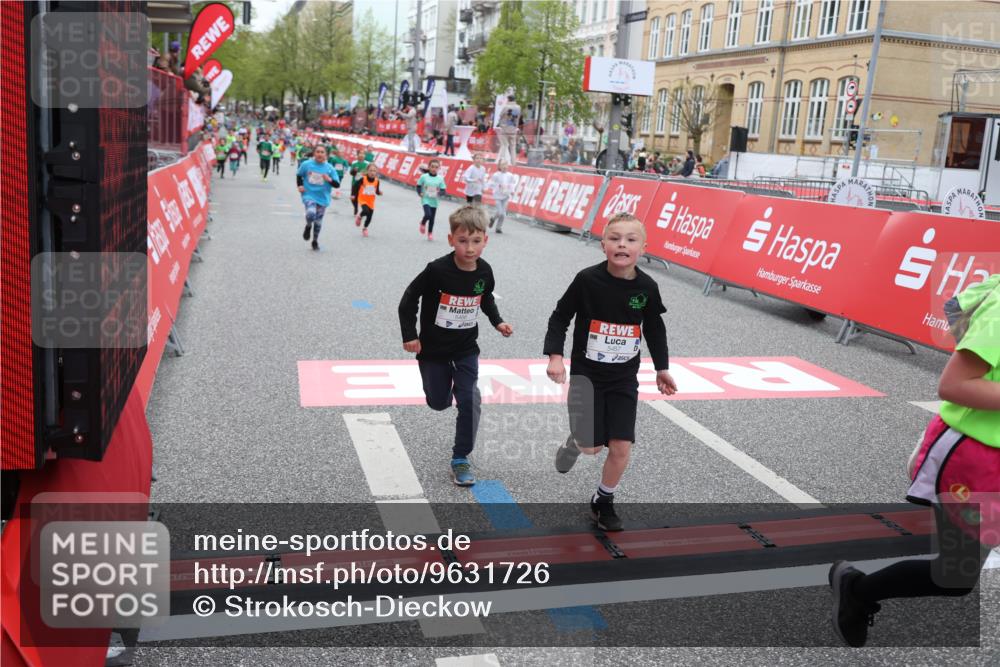 25.04.2026 - Das Zehntel Strokosch-Dieckow http://msf.ph/oto/9631726 25.04.2026 11:03:20 Ziel 5157, 5228, 5282, 5466, 5467, 5892, 5958, 5997, 6449, 6452, 6865, 6866, 6885, 7011, 7769, 7787, 7795, 7814 meine-sportfotos.de