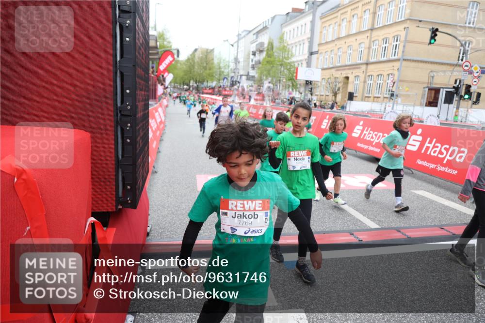 25.04.2026 - Das Zehntel Strokosch-Dieckow http://msf.ph/oto/9631746 25.04.2026 11:03:17 Ziel 5140, 5148, 5157, 5282, 5368, 5385, 5882, 5892, 5958, 5997, 6392, 6449, 6452, 6865, 6885, 7011, 7336, 7769, 7787, 7795, 7814 meine-sportfotos.de