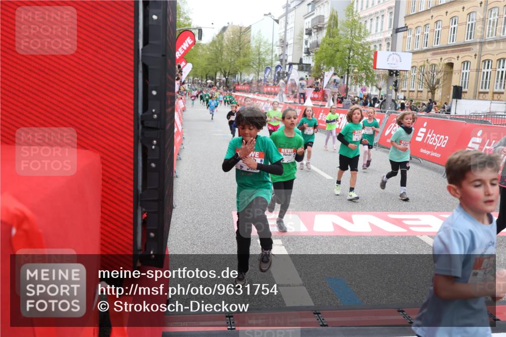 25.04.2026 - Das Zehntel Strokosch-Dieckow http://msf.ph/oto/9631754 25.04.2026 11:03:16 Ziel 5140, 5148, 5368, 5385, 5882, 5892, 5958, 5997, 6282, 6392, 6449, 6452, 6611, 6865, 6885, 7011, 7336, 7769, 7787, 7795, 7814, 7815, 7833 meine-sportfotos.de