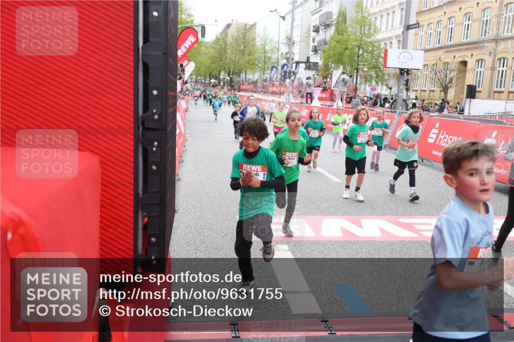 25.04.2026 - Das Zehntel Strokosch-Dieckow http://msf.ph/oto/9631755 25.04.2026 11:03:16 Ziel 5140, 5148, 5368, 5385, 5882, 5892, 5958, 5997, 6282, 6392, 6449, 6452, 6611, 6865, 6885, 7011, 7336, 7769, 7787, 7795, 7814, 7815, 7833 meine-sportfotos.de