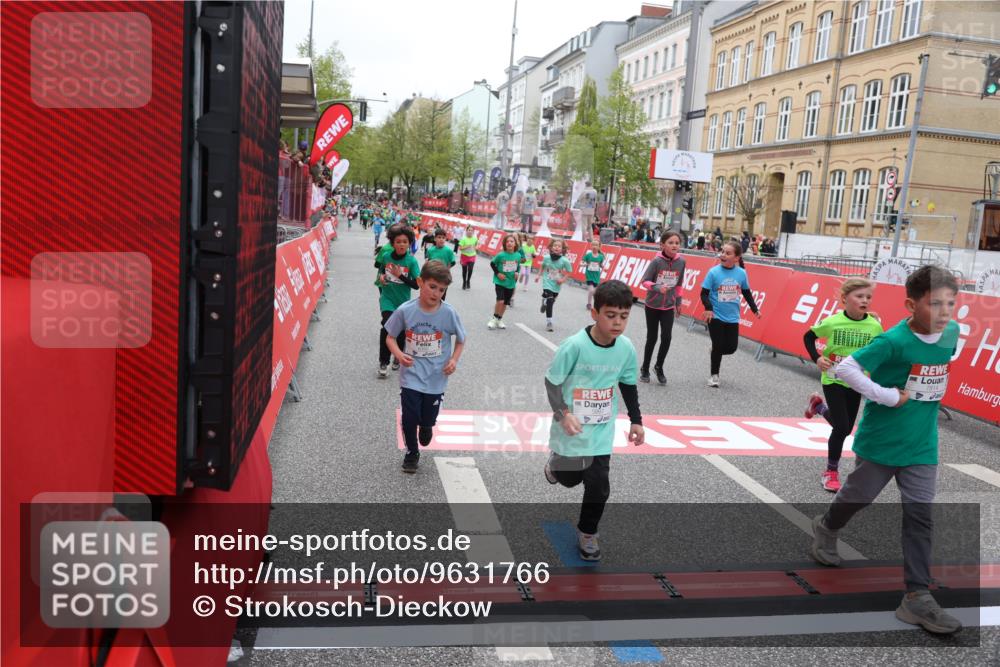 25.04.2026 - Das Zehntel Strokosch-Dieckow http://msf.ph/oto/9631766 25.04.2026 11:03:14 Ziel 5140, 5148, 5332, 5345, 5368, 5385, 5882, 5997, 6282, 6392, 6396, 6398, 6611, 6865, 6885, 7011, 7336, 7769, 7814, 7815, 7833 meine-sportfotos.de