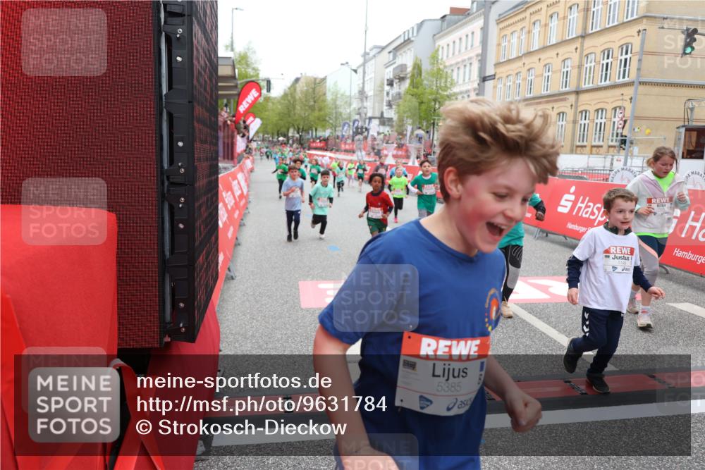 25.04.2026 - Das Zehntel Strokosch-Dieckow http://msf.ph/oto/9631784 25.04.2026 11:03:12 Ziel 5140, 5148, 5332, 5345, 5368, 5385, 5717, 5882, 5997, 6282, 6392, 6396, 6398, 6405, 6611, 7011, 7336, 7524, 7536, 7814, 7815, 7833 meine-sportfotos.de
