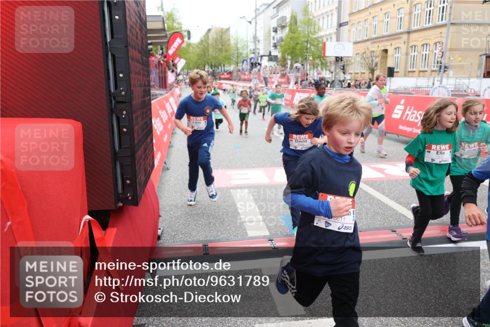 25.04.2026 - Das Zehntel Strokosch-Dieckow http://msf.ph/oto/9631789 25.04.2026 11:03:11 Ziel 5123, 5140, 5148, 5332, 5345, 5359, 5361, 5368, 5385, 5663, 5717, 5723, 5882, 6282, 6392, 6396, 6398, 6405, 6611, 7336, 7485, 7524, 7536, 7815, 7833 meine-sportfotos.de