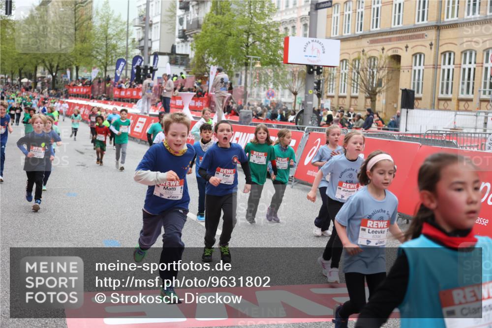 25.04.2026 - Das Zehntel Strokosch-Dieckow http://msf.ph/oto/9631802 25.04.2026 11:03:08 Ziel 5123, 5220, 5332, 5345, 5359, 5361, 5462, 5465, 5663, 5717, 5723, 6282, 6396, 6398, 6405, 6611, 7428, 7434, 7485, 7488, 7524, 7536, 7815, 7833 meine-sportfotos.de