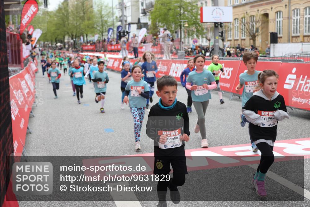 25.04.2026 - Das Zehntel Strokosch-Dieckow http://msf.ph/oto/9631829 25.04.2026 11:03:03 Ziel 5076, 5123, 5220, 5253, 5313, 5314, 5321, 5359, 5361, 5462, 5465, 5491, 5663, 5723, 6223, 6233, 6254, 6397, 6569, 6578, 6689, 6690, 6731, 6767, 6827, 6846, 7428, 7434, 7485, 7488, 7642, 7776, 7997 meine-sportfotos.de