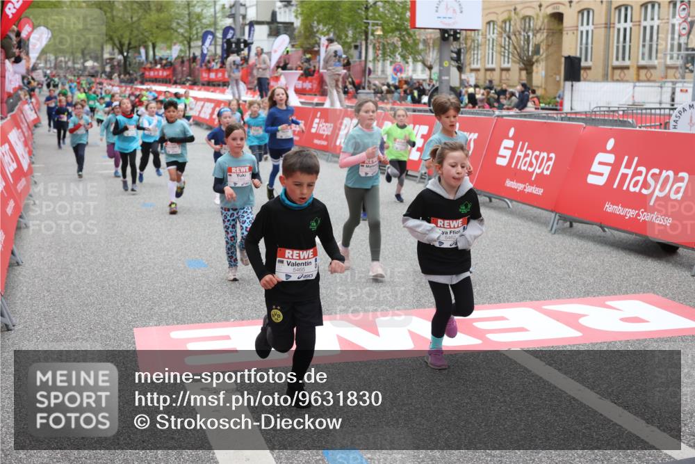 25.04.2026 - Das Zehntel Strokosch-Dieckow http://msf.ph/oto/9631830 25.04.2026 11:03:02 Ziel 5076, 5220, 5253, 5313, 5314, 5321, 5462, 5465, 5491, 6223, 6233, 6254, 6397, 6569, 6578, 6689, 6690, 6731, 6767, 6827, 6846, 6992, 7428, 7434, 7488, 7642, 7773, 7776, 7920, 7997 meine-sportfotos.de