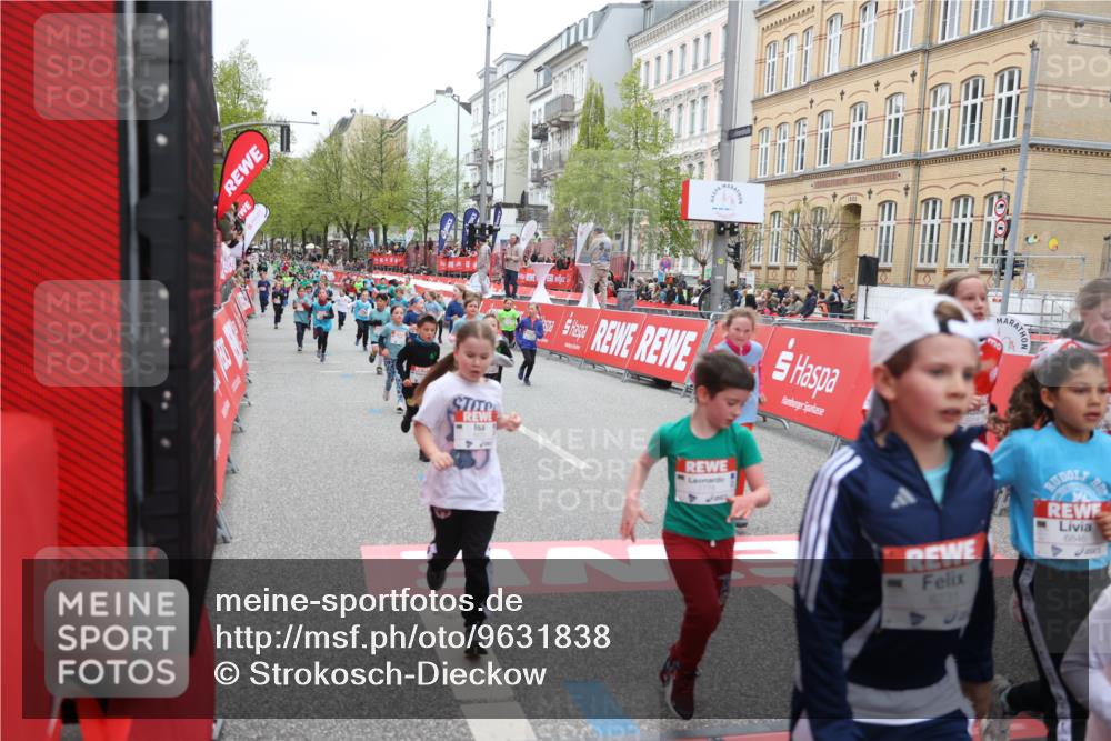 25.04.2026 - Das Zehntel Strokosch-Dieckow http://msf.ph/oto/9631838 25.04.2026 11:03:00 Ziel 5076, 5149, 5253, 5313, 5314, 5321, 5491, 6223, 6233, 6254, 6397, 6569, 6578, 6582, 6595, 6689, 6690, 6725, 6731, 6767, 6827, 6846, 6992, 7642, 7773, 7776, 7920, 7997 meine-sportfotos.de