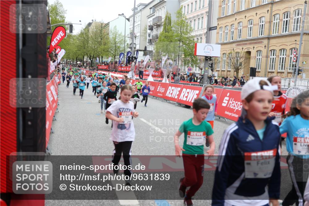 25.04.2026 - Das Zehntel Strokosch-Dieckow http://msf.ph/oto/9631839 25.04.2026 11:03:00 Ziel 5076, 5149, 5253, 5313, 5314, 5321, 5491, 6223, 6233, 6254, 6397, 6569, 6578, 6582, 6595, 6689, 6690, 6725, 6731, 6767, 6827, 6846, 6992, 7642, 7773, 7776, 7920, 7997 meine-sportfotos.de