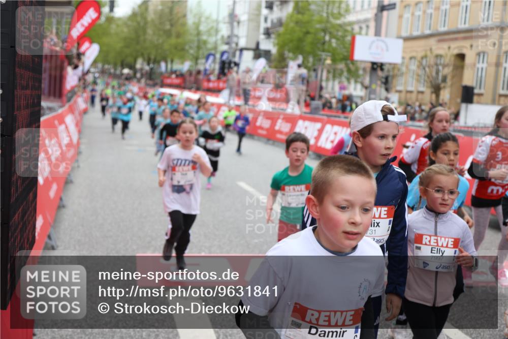 25.04.2026 - Das Zehntel Strokosch-Dieckow http://msf.ph/oto/9631841 25.04.2026 11:03:00 Ziel 5076, 5149, 5253, 5313, 5314, 5321, 5491, 6223, 6233, 6254, 6397, 6569, 6578, 6582, 6595, 6689, 6690, 6725, 6731, 6767, 6827, 6846, 6992, 7642, 7773, 7776, 7920, 7997 meine-sportfotos.de