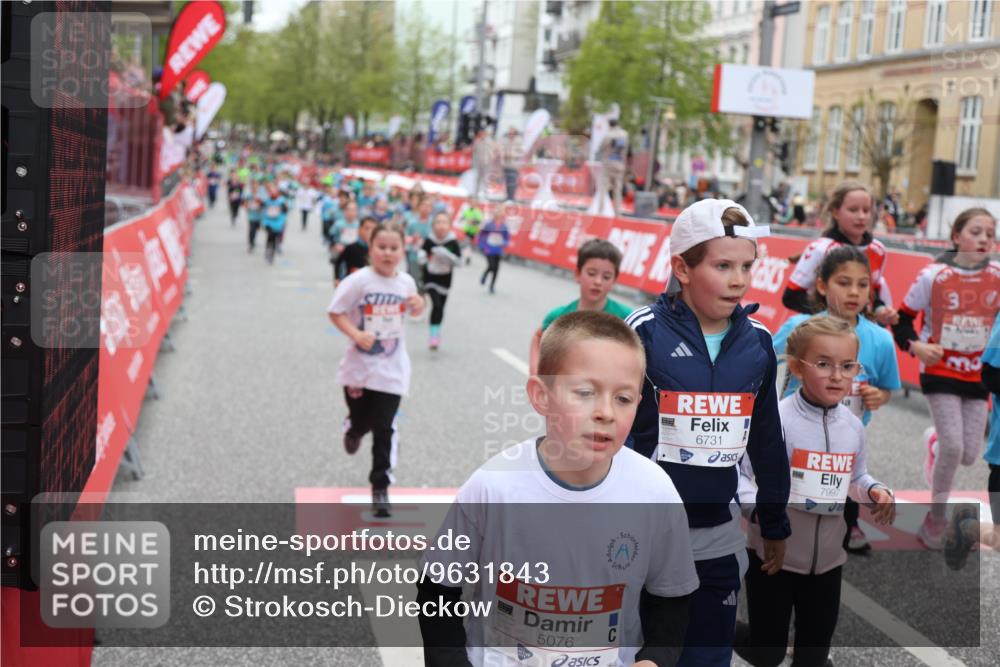 25.04.2026 - Das Zehntel Strokosch-Dieckow http://msf.ph/oto/9631843 25.04.2026 11:03:00 Ziel 5076, 5149, 5253, 5313, 5314, 5321, 5491, 6223, 6233, 6254, 6397, 6569, 6578, 6582, 6595, 6689, 6690, 6725, 6731, 6767, 6827, 6846, 6992, 7642, 7773, 7776, 7920, 7997 meine-sportfotos.de