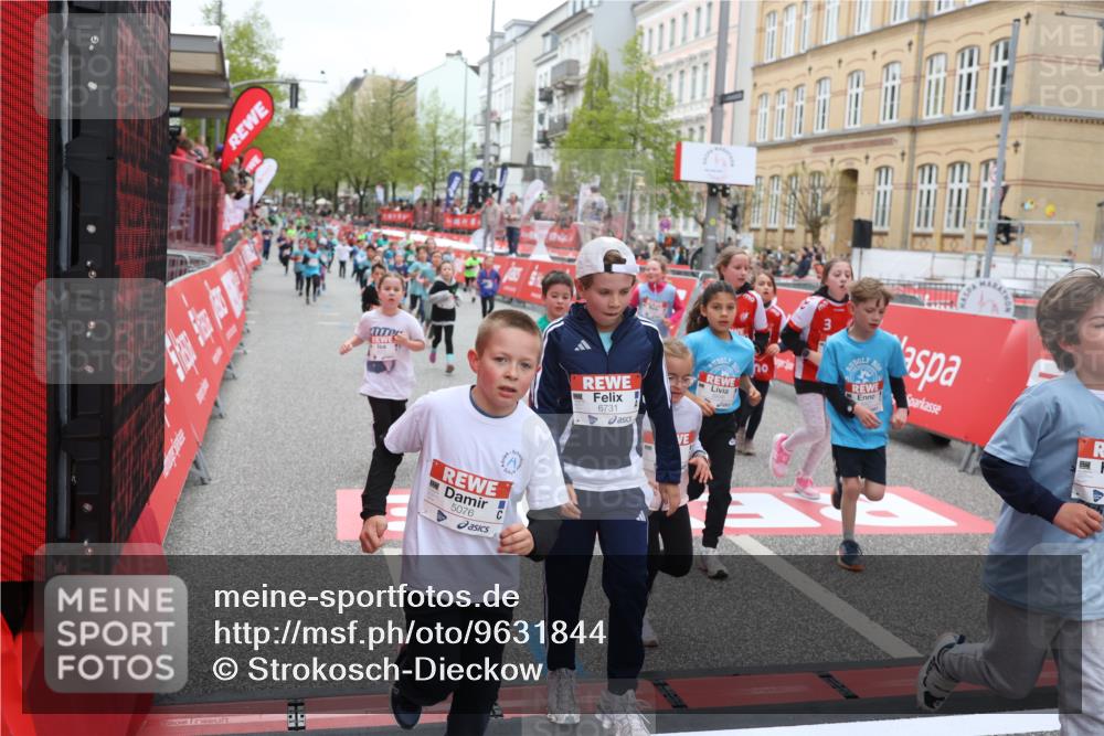 25.04.2026 - Das Zehntel Strokosch-Dieckow http://msf.ph/oto/9631844 25.04.2026 11:02:59 Ziel 5076, 5149, 5253, 5313, 5314, 5321, 5491, 6223, 6233, 6254, 6397, 6569, 6578, 6582, 6595, 6689, 6690, 6725, 6731, 6767, 6827, 6846, 6992, 7642, 7773, 7776, 7920, 7997 meine-sportfotos.de
