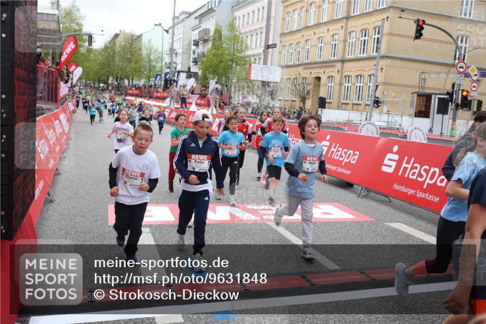 25.04.2026 - Das Zehntel Strokosch-Dieckow http://msf.ph/oto/9631848 25.04.2026 11:02:59 Ziel 5076, 5149, 5253, 5313, 5314, 5321, 5491, 6223, 6233, 6254, 6397, 6569, 6578, 6582, 6595, 6689, 6690, 6725, 6731, 6767, 6827, 6846, 6992, 7642, 7773, 7776, 7920, 7997 meine-sportfotos.de