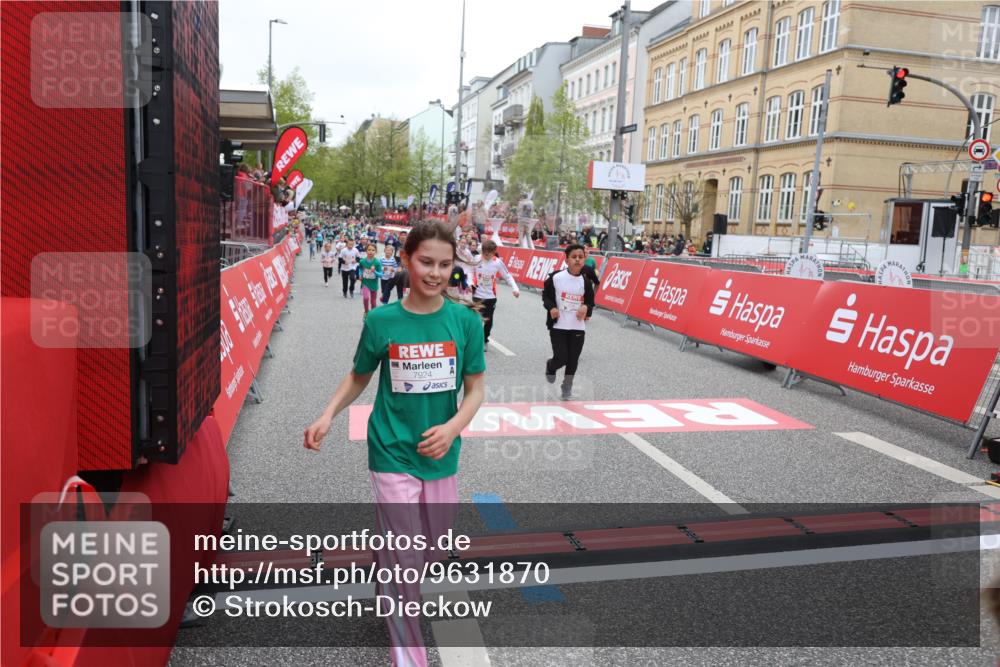 25.04.2026 - Das Zehntel Strokosch-Dieckow http://msf.ph/oto/9631870 25.04.2026 11:02:53 Ziel 5147, 5149, 5242, 5363, 5868, 6401, 6582, 6595, 6725, 7001, 7581, 7617, 7924, 7974 meine-sportfotos.de