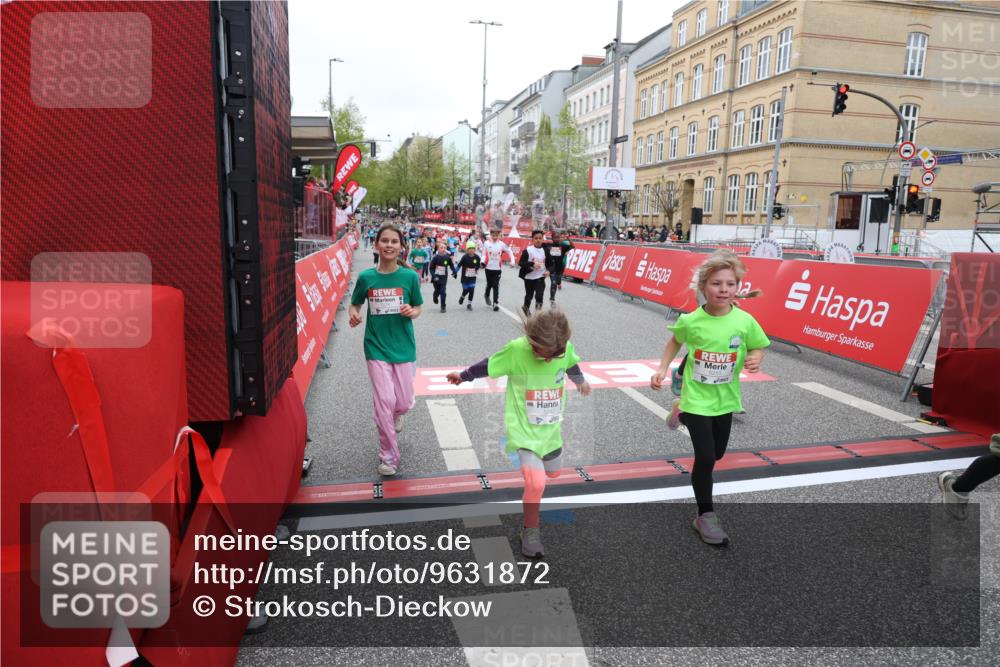 25.04.2026 - Das Zehntel Strokosch-Dieckow http://msf.ph/oto/9631872 25.04.2026 11:02:52 Ziel 5147, 5149, 5242, 5363, 5868, 5992, 6401, 6760, 7001, 7581, 7617, 7924, 7974 meine-sportfotos.de