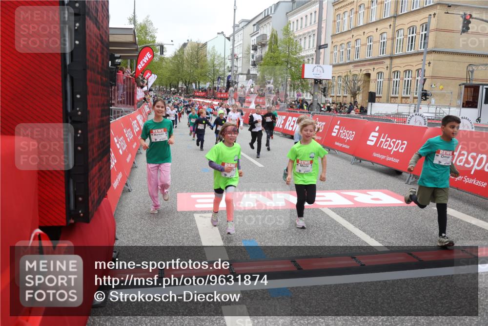 25.04.2026 - Das Zehntel Strokosch-Dieckow http://msf.ph/oto/9631874 25.04.2026 11:02:52 Ziel 5147, 5149, 5242, 5363, 5868, 5992, 6401, 6760, 7001, 7581, 7617, 7924, 7974 meine-sportfotos.de