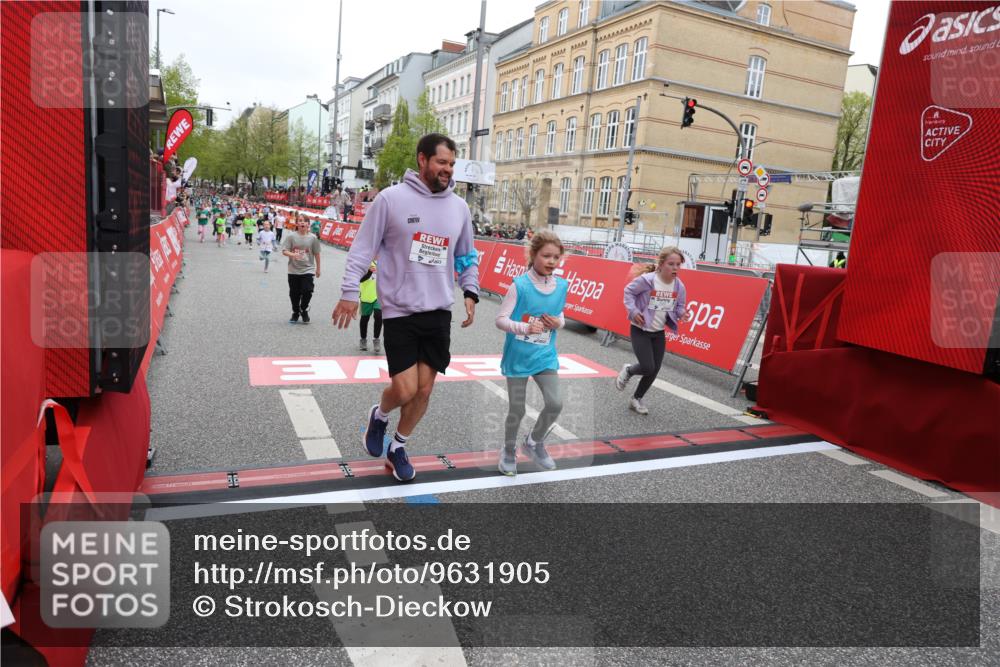 25.04.2026 - Das Zehntel Strokosch-Dieckow http://msf.ph/oto/9631905 25.04.2026 11:02:45 Ziel 5065, 5310, 5312, 5363, 5479, 5653, 5992, 6688, 6760, 7789 meine-sportfotos.de