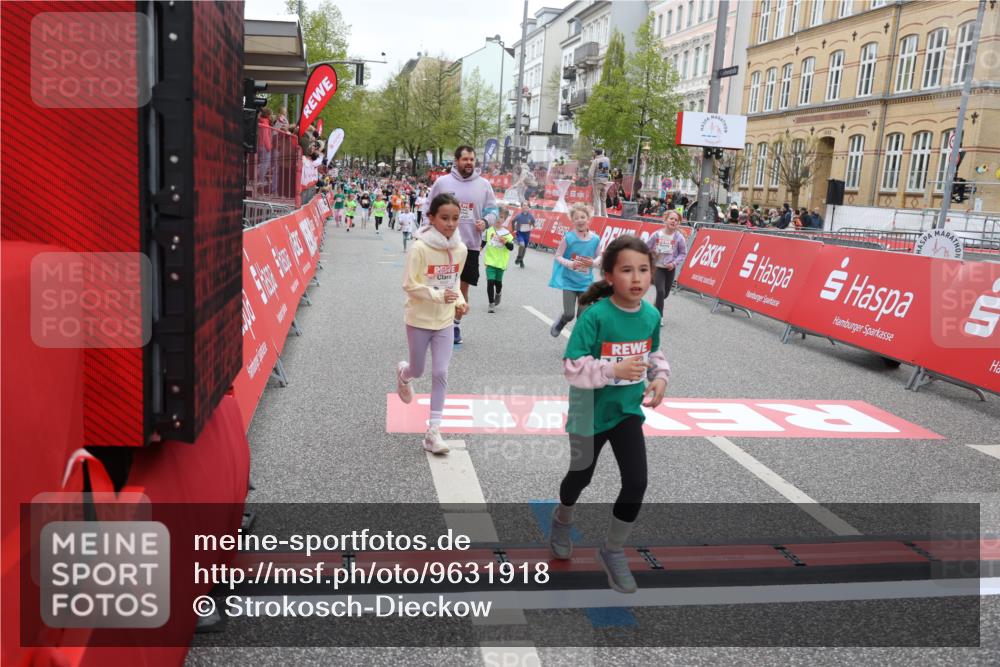25.04.2026 - Das Zehntel Strokosch-Dieckow http://msf.ph/oto/9631918 25.04.2026 11:02:43 Ziel 5065, 5310, 5312, 5479, 5653, 5935, 6688, 7542, 7789 meine-sportfotos.de