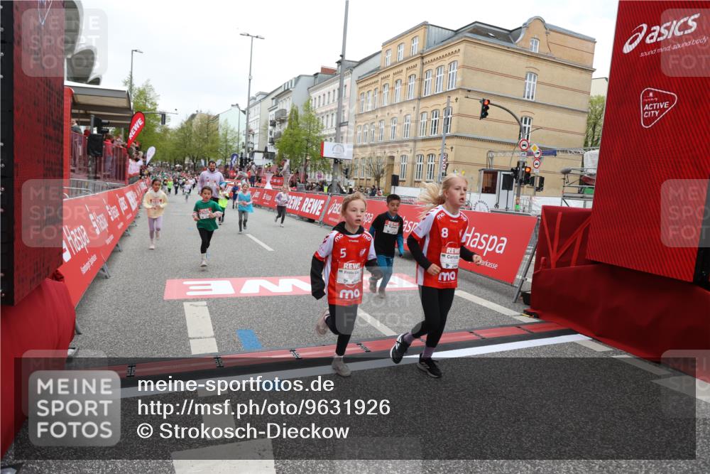 25.04.2026 - Das Zehntel Strokosch-Dieckow http://msf.ph/oto/9631926 25.04.2026 11:02:41 Ziel 5118, 5310, 5312, 5479, 5664, 5935, 5947, 6453, 6688, 7157, 7542, 7789 meine-sportfotos.de