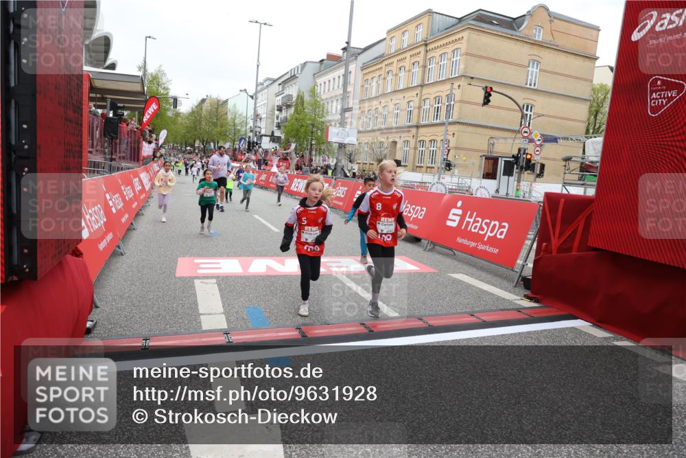 25.04.2026 - Das Zehntel Strokosch-Dieckow http://msf.ph/oto/9631928 25.04.2026 11:02:41 Ziel 5118, 5310, 5312, 5479, 5664, 5935, 5947, 6453, 6688, 7157, 7542, 7789 meine-sportfotos.de