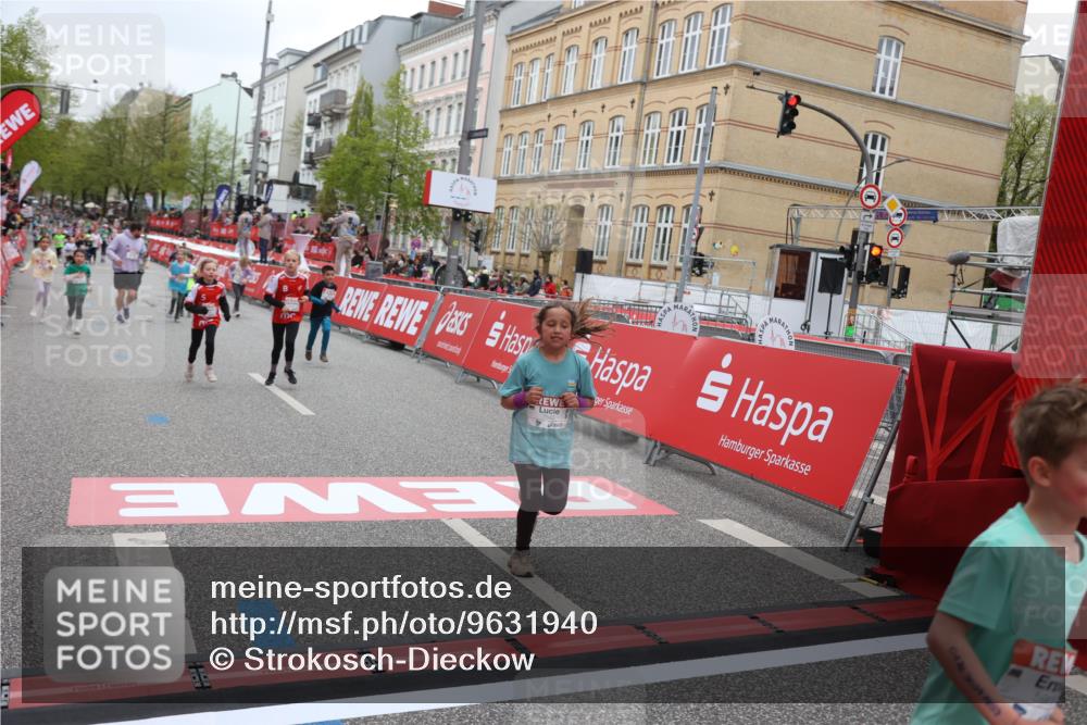 25.04.2026 - Das Zehntel Strokosch-Dieckow http://msf.ph/oto/9631940 25.04.2026 11:02:38 Ziel 5118, 5133, 5138, 5310, 5312, 5369, 5664, 5670, 5718, 5935, 5941, 5947, 6170, 6203, 6453, 7085, 7157, 7188, 7502, 7542, 7670 meine-sportfotos.de