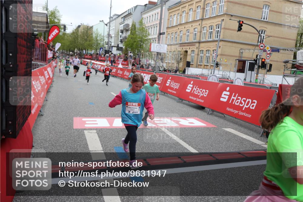 25.04.2026 - Das Zehntel Strokosch-Dieckow http://msf.ph/oto/9631947 25.04.2026 11:02:37 Ziel 5118, 5133, 5138, 5369, 5664, 5670, 5718, 5935, 5941, 5947, 6170, 6203, 6204, 6453, 6833, 7085, 7157, 7188, 7502, 7542, 7670 meine-sportfotos.de