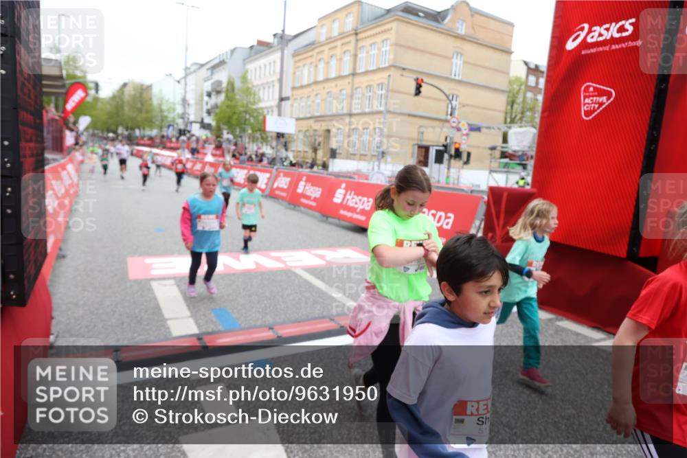 25.04.2026 - Das Zehntel Strokosch-Dieckow http://msf.ph/oto/9631950 25.04.2026 11:02:36 Ziel 5118, 5133, 5138, 5369, 5664, 5670, 5718, 5935, 5941, 5947, 6170, 6203, 6204, 6211, 6453, 6464, 6549, 6833, 7020, 7085, 7157, 7188, 7502, 7542, 7670 meine-sportfotos.de