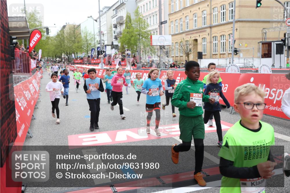 25.04.2026 - Das Zehntel Strokosch-Dieckow http://msf.ph/oto/9631980 25.04.2026 11:02:31 Ziel 5055, 5131, 5138, 5670, 5718, 5941, 6203, 6204, 6211, 6464, 6503, 6511, 6549, 6833, 7020, 7085, 7188, 7443, 7482, 7670, 7728 meine-sportfotos.de