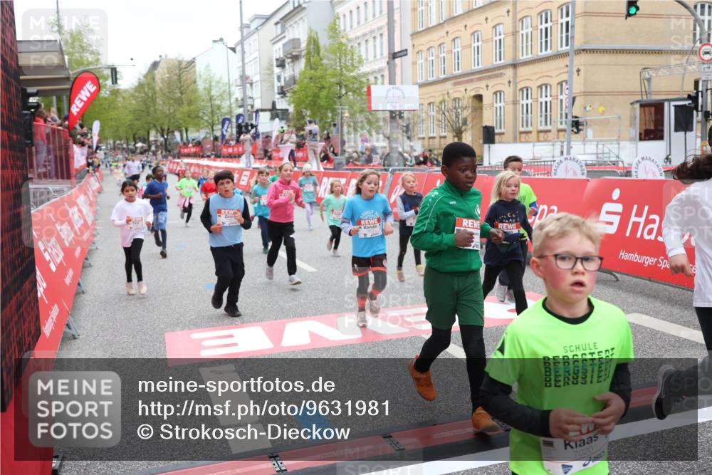 25.04.2026 - Das Zehntel Strokosch-Dieckow http://msf.ph/oto/9631981 25.04.2026 11:02:31 Ziel 5055, 5131, 5138, 5670, 5718, 5941, 6203, 6204, 6211, 6464, 6503, 6511, 6549, 6833, 7020, 7085, 7188, 7443, 7482, 7670, 7728 meine-sportfotos.de