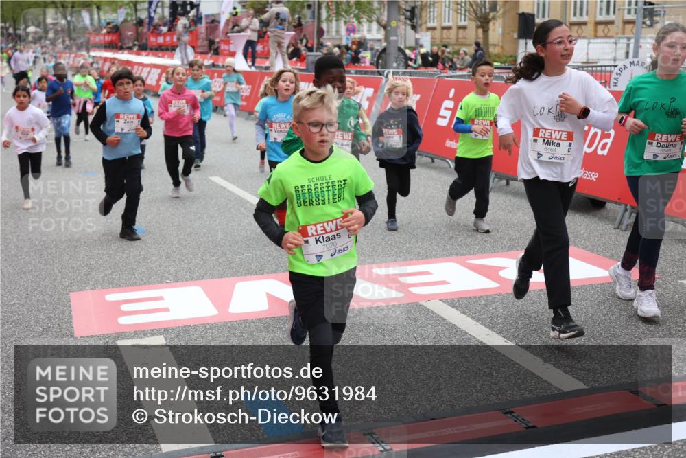 25.04.2026 - Das Zehntel Strokosch-Dieckow http://msf.ph/oto/9631984 25.04.2026 11:02:30 Ziel 5055, 5131, 5138, 5976, 6203, 6204, 6211, 6464, 6503, 6511, 6549, 6833, 7020, 7085, 7188, 7443, 7482, 7514, 7670, 7707, 7708, 7728 meine-sportfotos.de