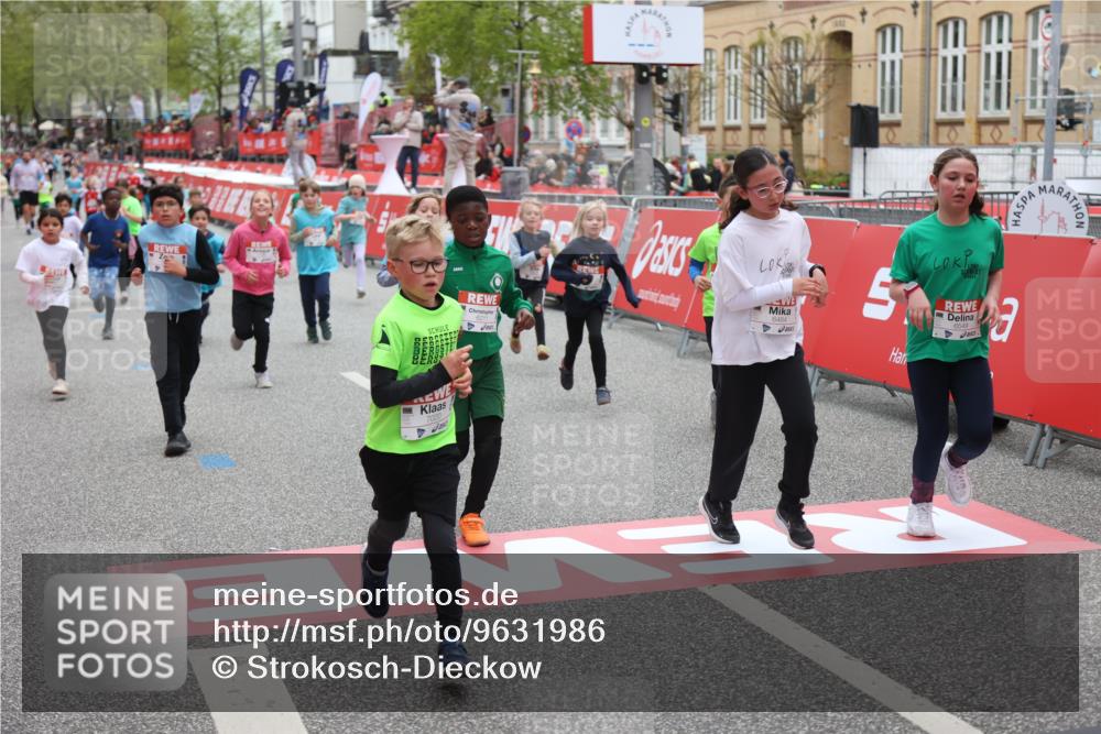 25.04.2026 - Das Zehntel Strokosch-Dieckow http://msf.ph/oto/9631986 25.04.2026 11:02:30 Ziel 5055, 5131, 5138, 5976, 6203, 6204, 6211, 6464, 6503, 6511, 6549, 6833, 7020, 7085, 7188, 7443, 7482, 7514, 7670, 7707, 7708, 7728 meine-sportfotos.de