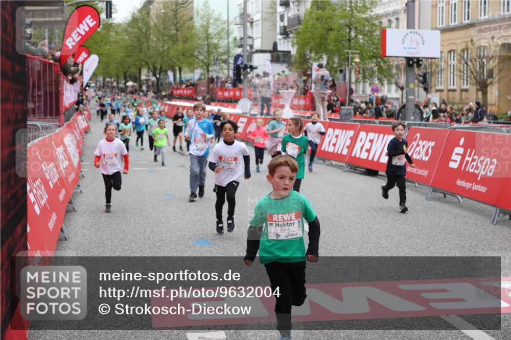 25.04.2026 - Das Zehntel Strokosch-Dieckow http://msf.ph/oto/9632004 25.04.2026 11:02:06 Ziel 5160, 5171, 5188, 5254, 5431, 5455, 5588, 5966, 6435, 6436, 6444, 6509, 6513, 6575, 7304, 7671 meine-sportfotos.de