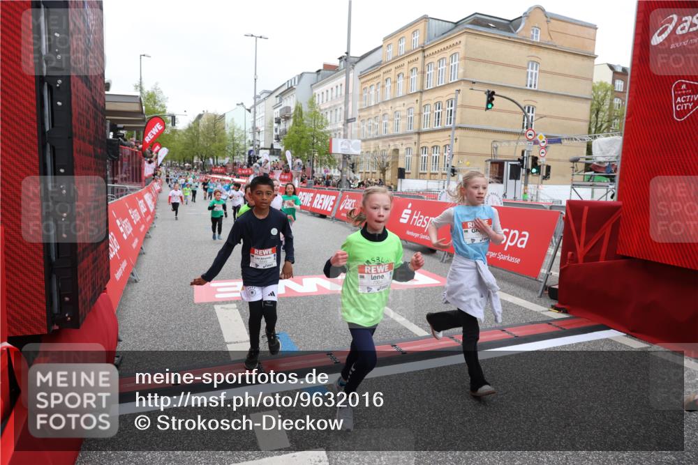 25.04.2026 - Das Zehntel Strokosch-Dieckow http://msf.ph/oto/9632016 25.04.2026 11:02:04 Ziel 5171, 5254, 5431, 5455, 5588, 5672, 5714, 5966, 6435, 6436, 6444, 6509, 6513, 7304, 7510, 7528, 7671, 7676, 7804 meine-sportfotos.de