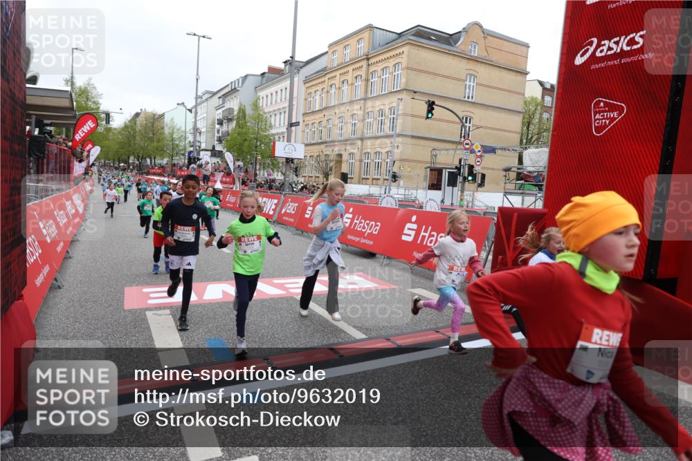 25.04.2026 - Das Zehntel Strokosch-Dieckow http://msf.ph/oto/9632019 25.04.2026 11:02:03 Ziel 5171, 5254, 5431, 5455, 5588, 5672, 5714, 5966, 6435, 6444, 6509, 6513, 7071, 7304, 7323, 7510, 7528, 7671, 7676, 7804 meine-sportfotos.de