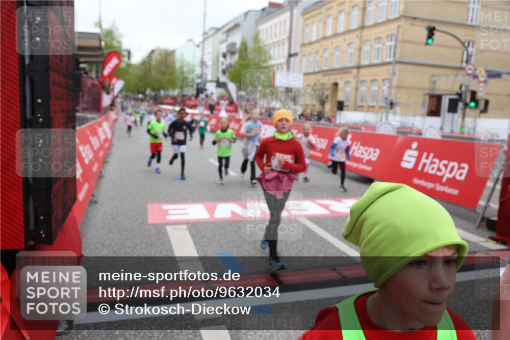 25.04.2026 - Das Zehntel Strokosch-Dieckow http://msf.ph/oto/9632034 25.04.2026 11:02:02 Ziel 5254, 5431, 5455, 5588, 5672, 5714, 5966, 6243, 6435, 6444, 6509, 6571, 6881, 7071, 7304, 7323, 7510, 7528, 7671, 7676, 7804 meine-sportfotos.de