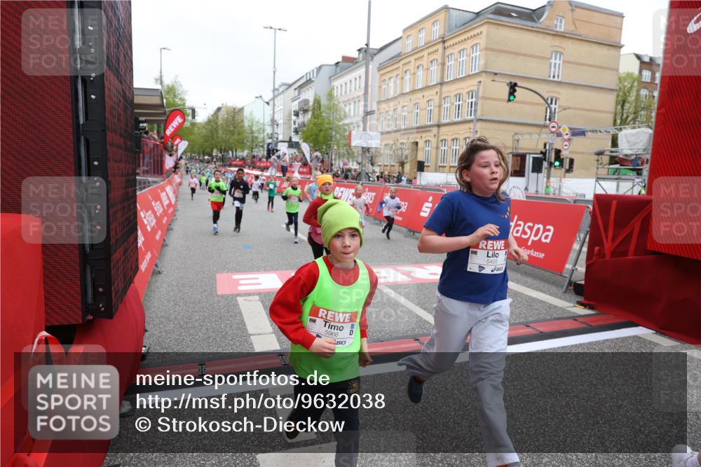 25.04.2026 - Das Zehntel Strokosch-Dieckow http://msf.ph/oto/9632038 25.04.2026 11:02:02 Ziel 5254, 5431, 5455, 5588, 5672, 5714, 5966, 6243, 6435, 6444, 6509, 6571, 6881, 7071, 7304, 7323, 7510, 7528, 7671, 7676, 7804 meine-sportfotos.de