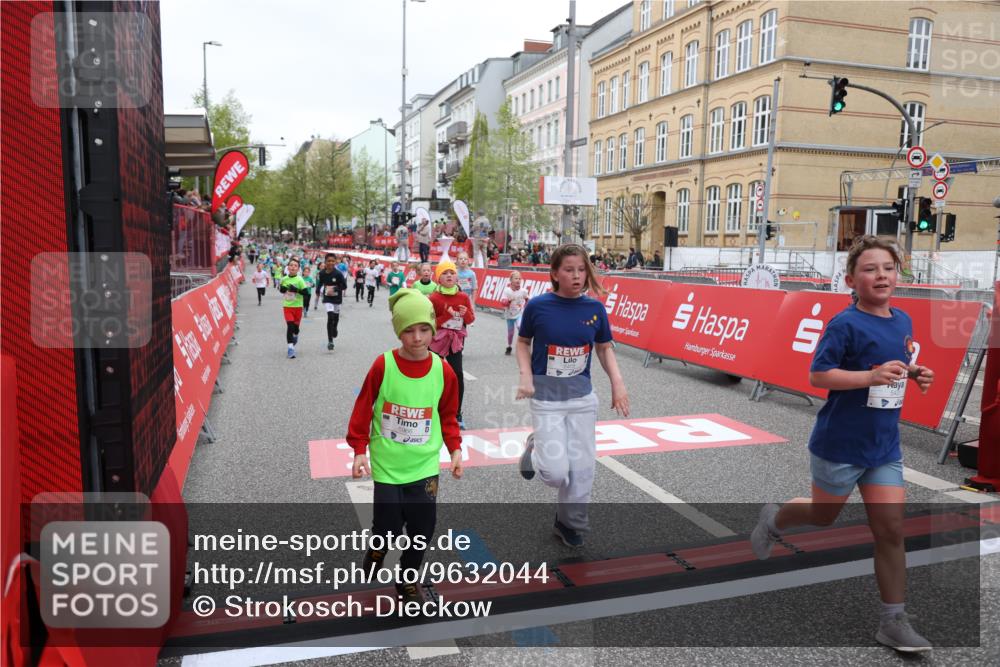25.04.2026 - Das Zehntel Strokosch-Dieckow http://msf.ph/oto/9632044 25.04.2026 11:02:01 Ziel 5211, 5431, 5455, 5596, 5672, 5714, 5966, 6243, 6435, 6444, 6509, 6529, 6537, 6571, 6881, 7071, 7304, 7323, 7495, 7510, 7528, 7671, 7676, 7804 meine-sportfotos.de