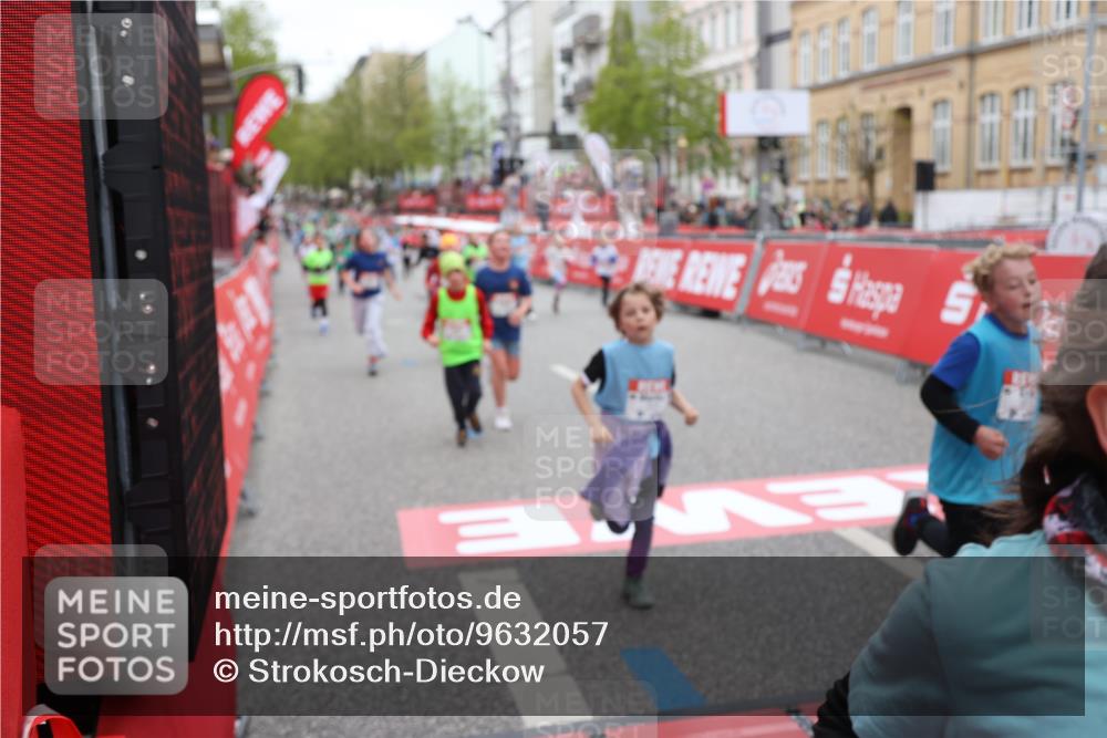25.04.2026 - Das Zehntel Strokosch-Dieckow http://msf.ph/oto/9632057 25.04.2026 11:01:59 Ziel 5211, 5431, 5455, 5596, 5597, 5672, 5714, 5966, 6240, 6243, 6251, 6529, 6537, 6571, 6698, 6881, 7071, 7323, 7495, 7510, 7528, 7676, 7686, 7804 meine-sportfotos.de