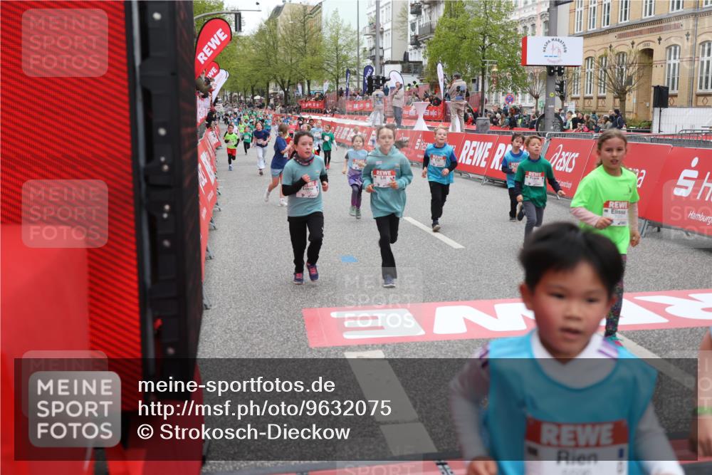 25.04.2026 - Das Zehntel Strokosch-Dieckow http://msf.ph/oto/9632075 25.04.2026 11:01:57 Ziel 5211, 5596, 5597, 5672, 5714, 6238, 6240, 6243, 6251, 6529, 6537, 6571, 6680, 6698, 6768, 6772, 6823, 6881, 7009, 7071, 7323, 7495, 7510, 7528, 7554, 7676, 7686, 7804, 7845 meine-sportfotos.de